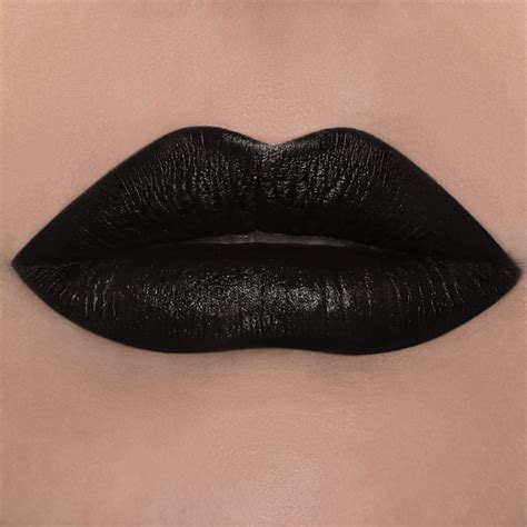 OMEN – Black Moon Cosmetics