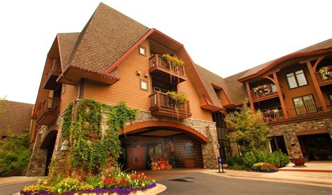 lodge  whitefish lake montana honeymoon destination