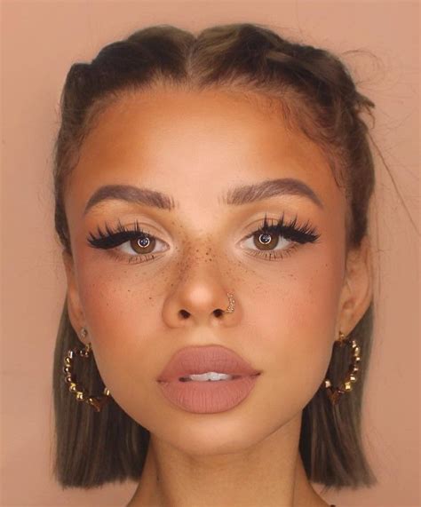 Bold Makeup Looks to Try | Best makeup products, Skin makeup, Gorgeous ...