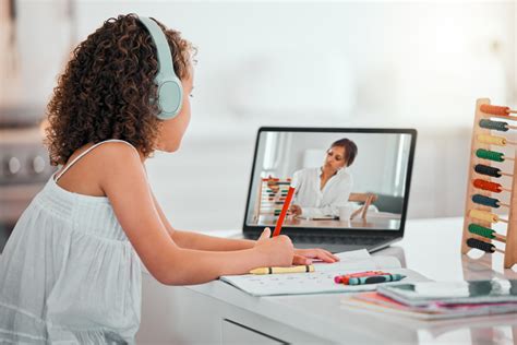 Why Do Students Prefer Online Learning? :@ Educationly