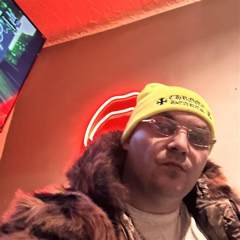 Hype - Kanye West wyda jutro nowy album „WW3”, jest to drugi album… po