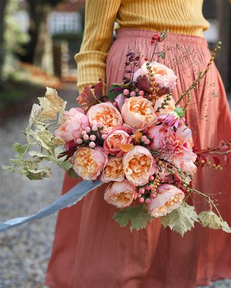 Autumn Themed Wedding Inspiration - David Austin Wedding and Event Roses
