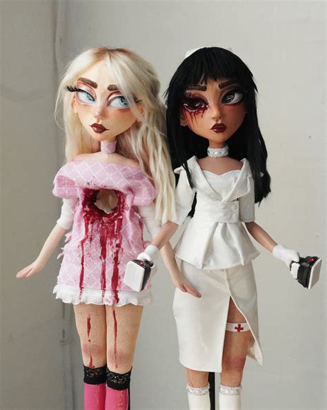 Sabrina & Jenna Dolls – shoptravesuras