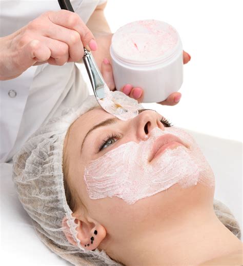 Пилинг - COSMOPRO — Косметологическая клиника