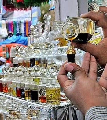 Attar and Fragrance – At Tijarat