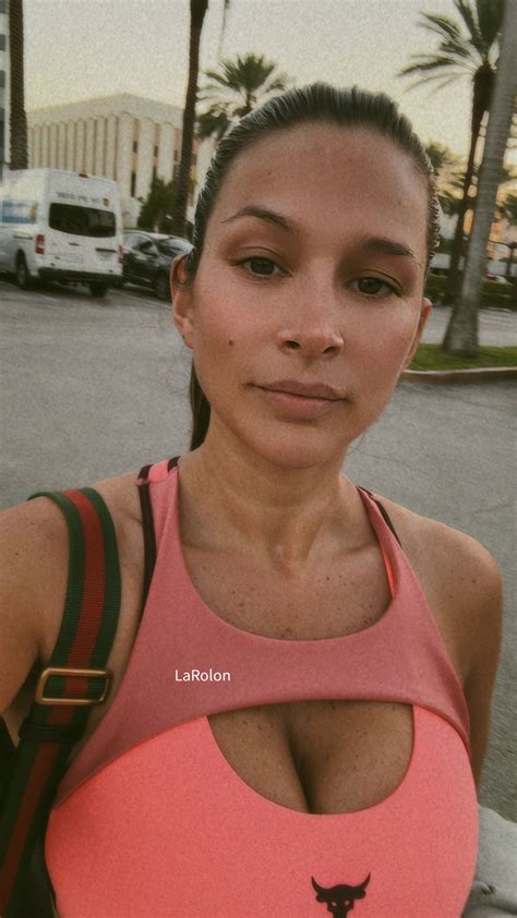 @larolon | Pregunta seria: La mujer puede vivir sin el hombre? 🤔 & El