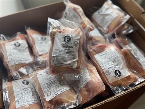 Pastured-Raised CHICKEN - Farrar Family Farm