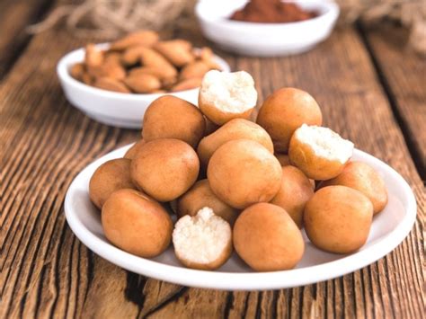 Homemade Marzipan Potatoes (Marzipankartoffeln) » Easy German Food