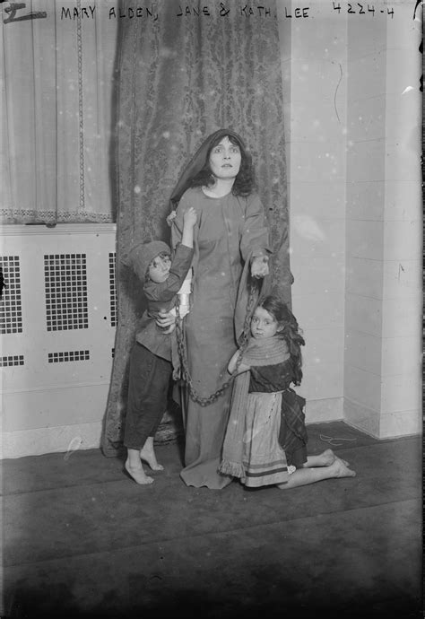Jungle Frolics: Jane and Katherine Lee, the Baby Grands