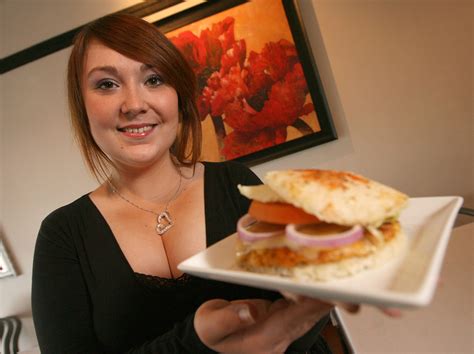 Social media to drive business in full-service dining industry
