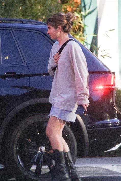 ISABELLA ROSE GIANNULLI at San Vicente Bungalow in West Hollywood 08/10