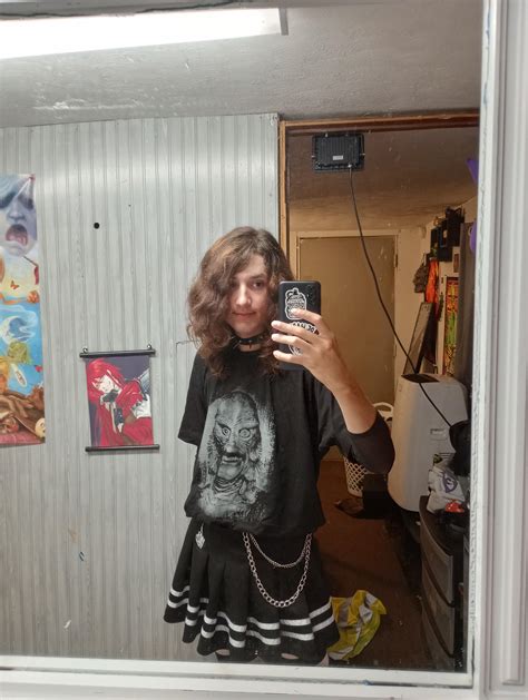 F1nn5ter 0nlyfans Leak - Nude Tease Body on Bed !!! New Video Full HD