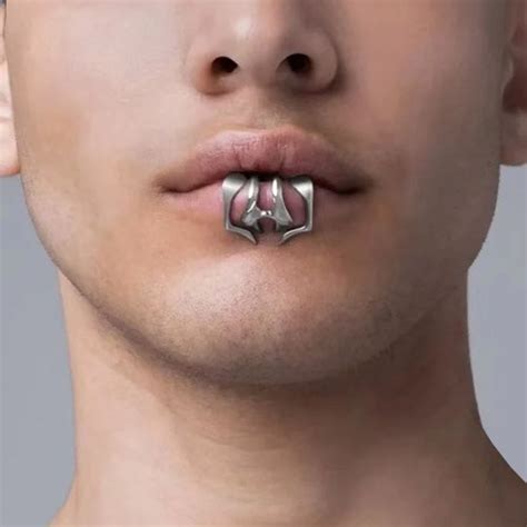 cyberpunk lip clip