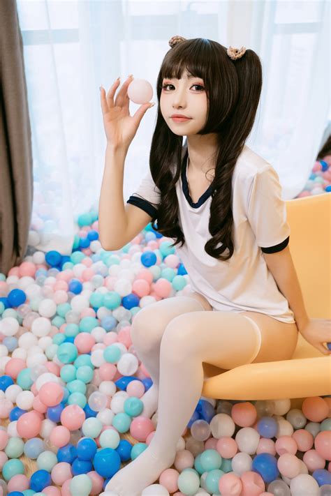 Explosive Girl Meow Xiaoji- Xiaoji's Private Paradise - V2PH