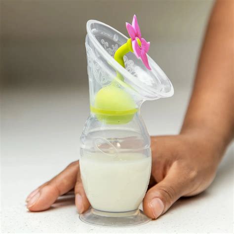 Haakaa Silicone Breast Pump + Flower Stopper | Manual Pump for