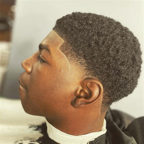 understanding  taper fade haircuts  black males  style guide