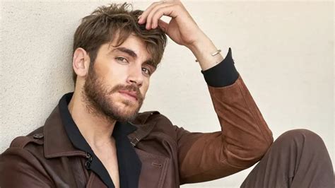 emre bey net worth  orhan bey income salary career bio