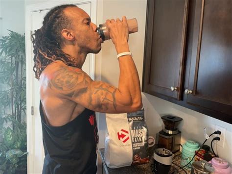 Tested by Experts: Dymatize Super Mass Gainer Review (2025) | Garage ...