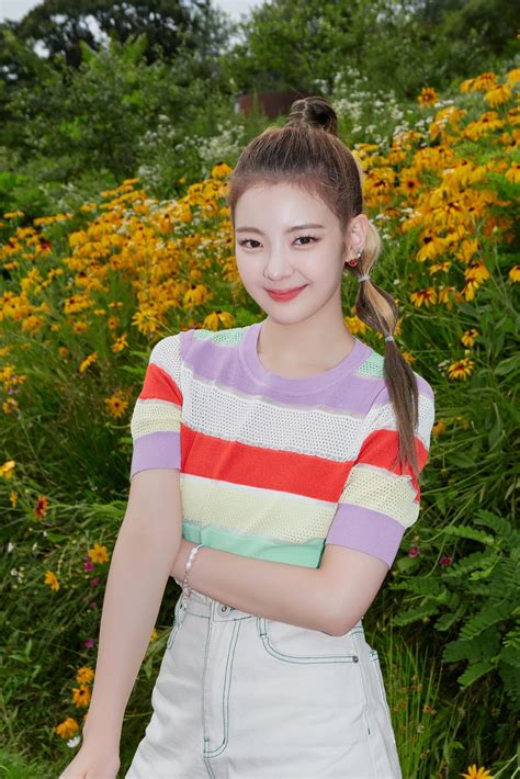 Lia Andrea Onlyfans Leaks - King Ice Apps