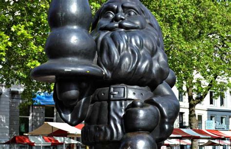 Santa Claus Statue en Róterdam: 1 opiniones y 1 fotos