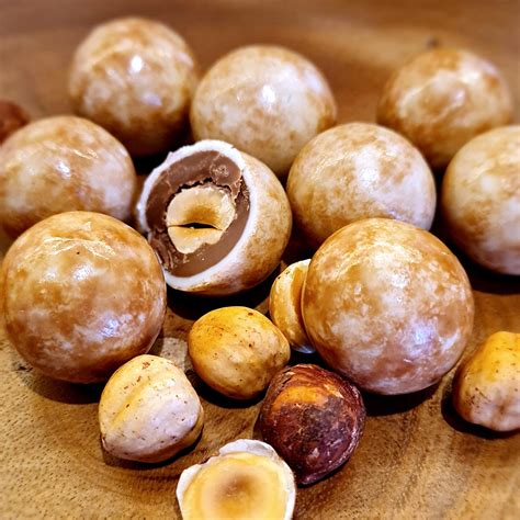 Cherries / 70% Cocoa | Noosa Chocolate Factory