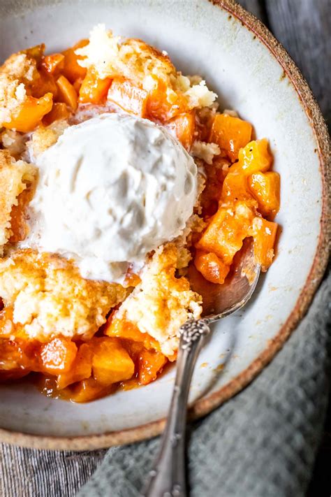 Persimmon Cobbler - Cooking Therapy