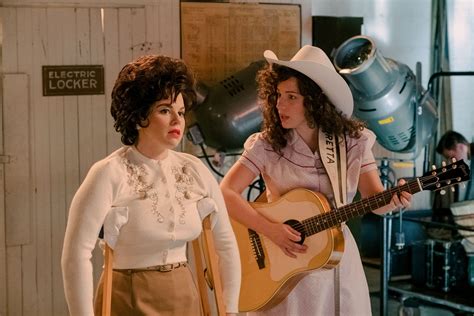 Patsy Cline and Loretta Lynn's Friendship - The True Story of Patsy and