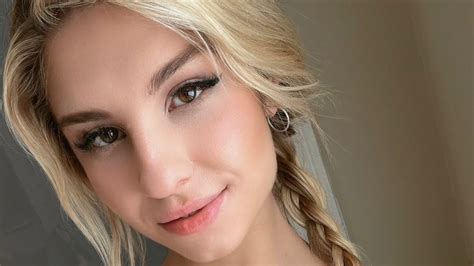 cheerleader kait  star  started