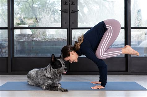 Yoga with Adriene - KEEP IT IN THE PHAMLY