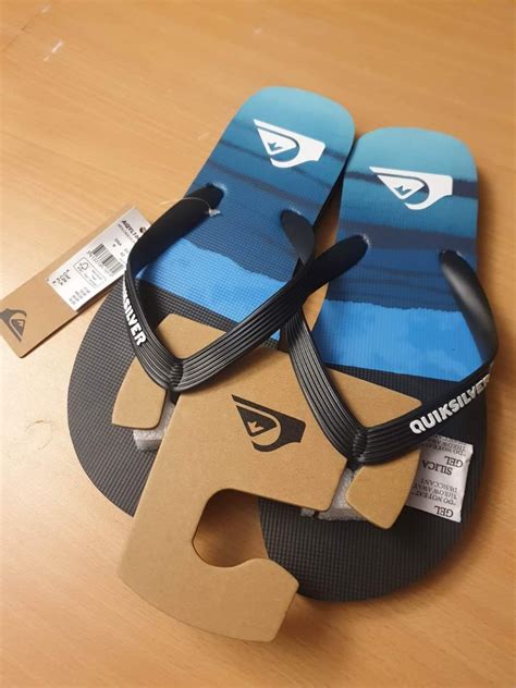 Quicksilver Mens, Men's Fashion, Footwear, Slippers & Slides on Carousell