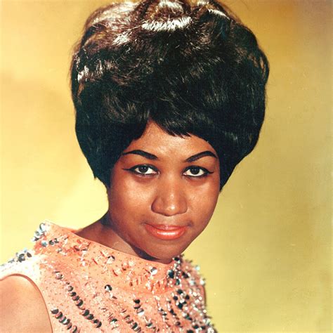 aretha franklin biography singer queen  soul grammy winner