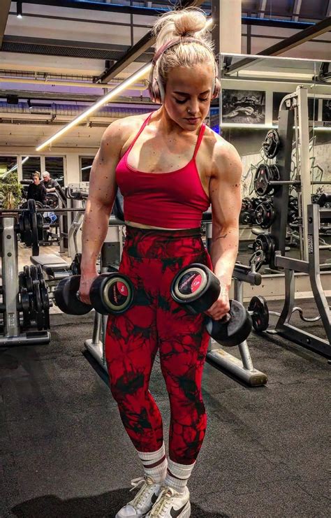 Plefanie (pumping_steffi)