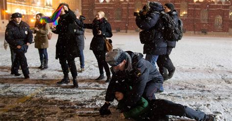 Russian gays fear return of anti-LGBT campaign