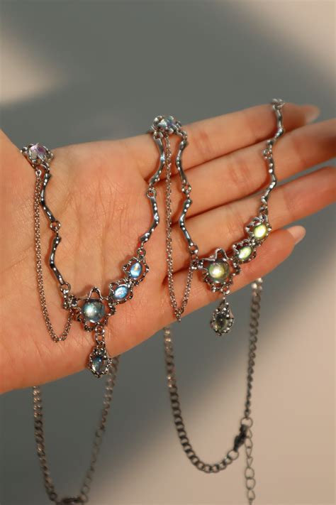 Platinum Plated Moonstone Dangle Necklace – Cutethingscommin