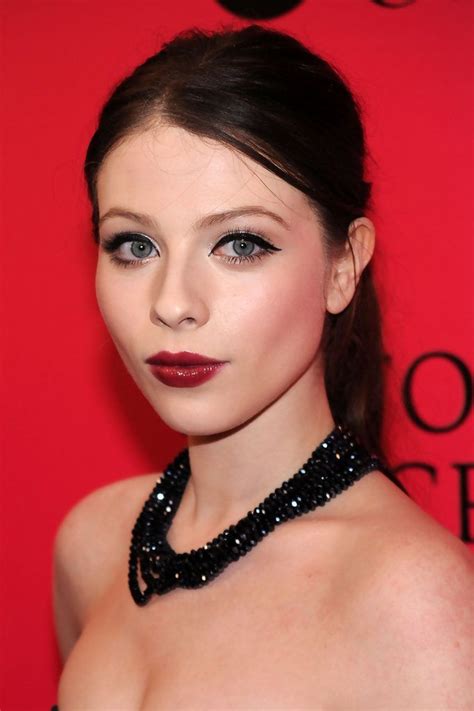 Michelle Trachtenberg Ponytail - Michelle Trachtenberg Looks ...