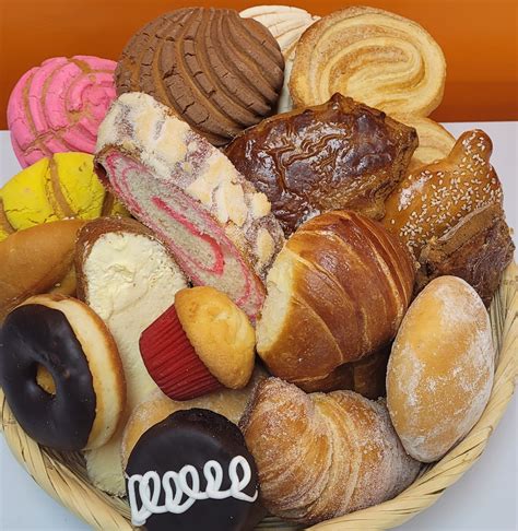La Popular Panaderia 3