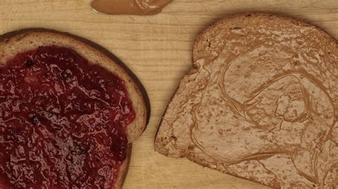 The Ultimate PB&J: Expert Tips for the Perfect Sandwich - Hunter Games Magazine