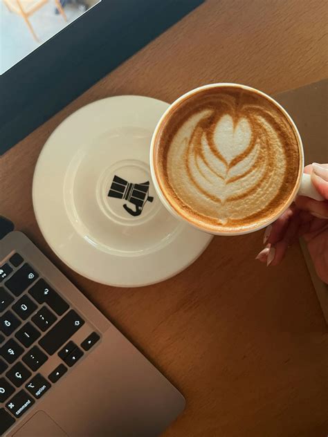 wallpaper laptop lucu      wallpaper laptop