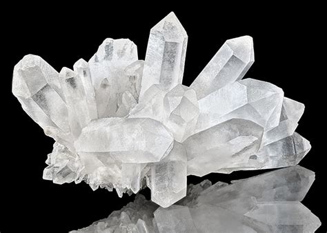 quartz  unconventional survival resource tips  finding