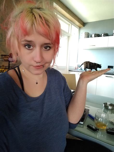 Proxy Paige on Twitter: "Shwee Wee,, https://t.co/wdyCgQZbnD" / Twitter