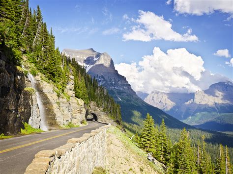 15 Best Road Trips in the U.S. To Take This Year