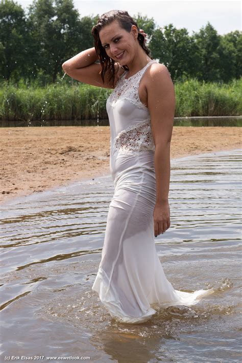 WWF 82264.4 - Re:Movie & images long party dress in lake - Wetlook