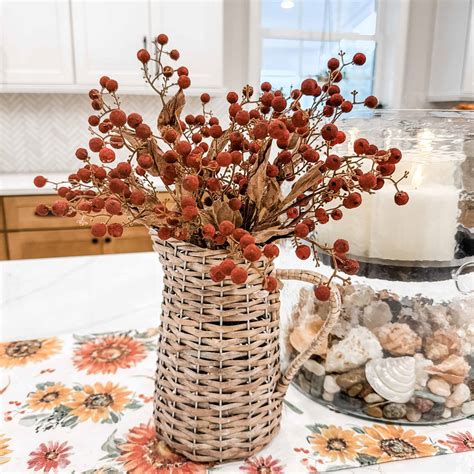 New seasonal arrivals will soon expand the reach of de dana worldwide 31