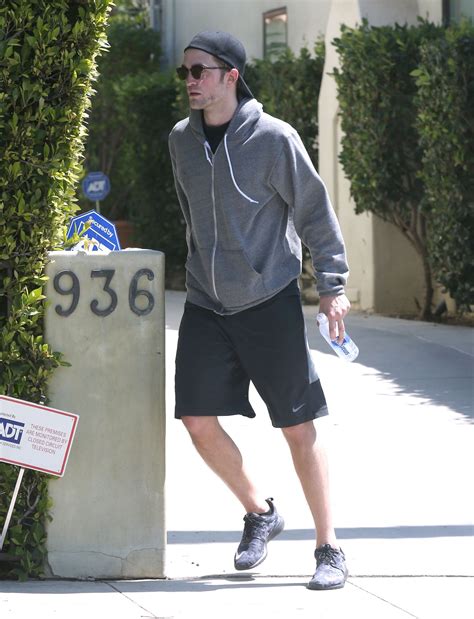 Robert Pattinson After Engagement Rumors | Pictures | PS Celebrity