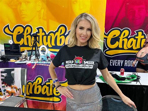 Gigi Dior on Twitter: "Here I am fan girling out @EXXXOTICA Will Nerd