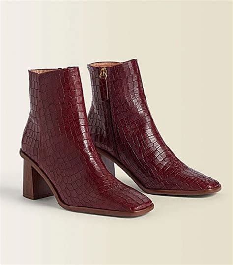 Why Square-Toe Boots Are the Trend to Invest In This Winter | Who What Wear