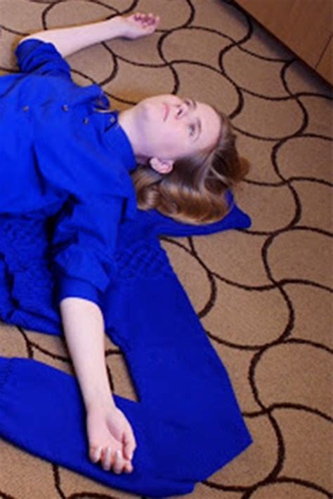 How Does It Feel (2016) - Posters — The Movie Database (TMDB)