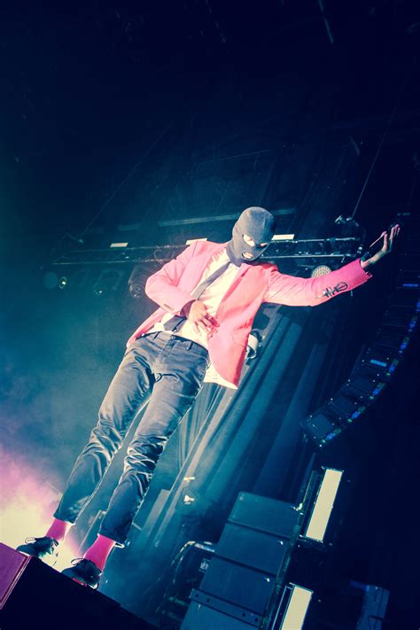 HM Magazine - Music For Good - Heavy Music Features, Album Reviews