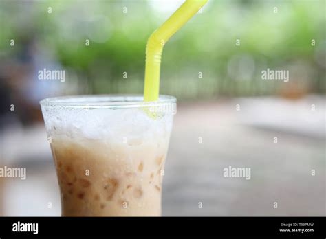 iced latte coffee Stock Photo - Alamy