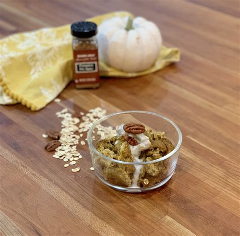 Try This Macro-Friendly Baked Oatmeal Recipe